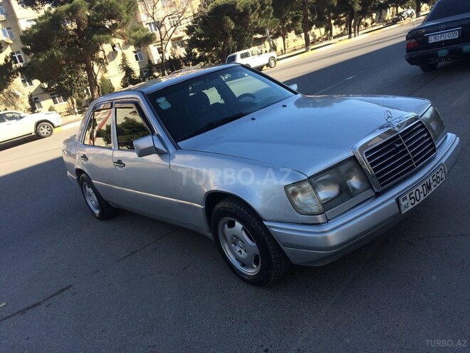 Mercedes E 230 1992, 241,041 km - 2.3 l - Sumqayıt