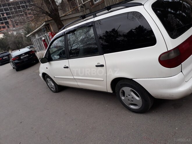 Ford Galaxy 1999, 256,385 km - 1.6 l - Bakı