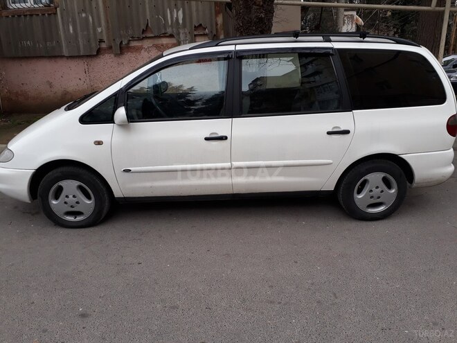 Ford Galaxy 1999, 256,385 km - 1.6 l - Bakı