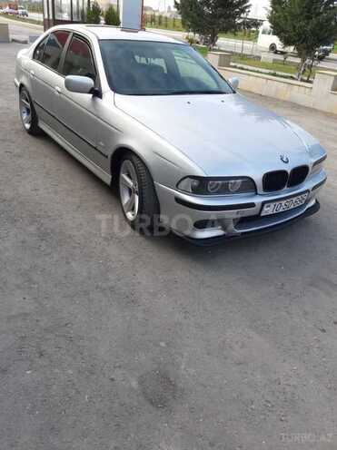BMW 530 2001, 280,000 km - 3.0 l - Sumqayıt