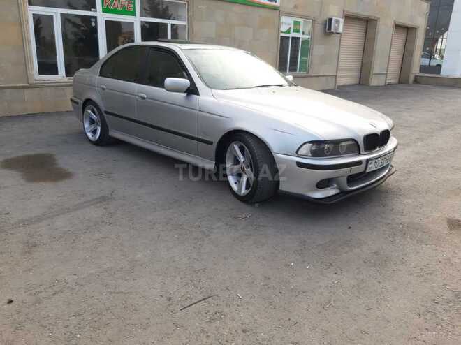 BMW 530 2001, 280,000 km - 3.0 l - Sumqayıt
