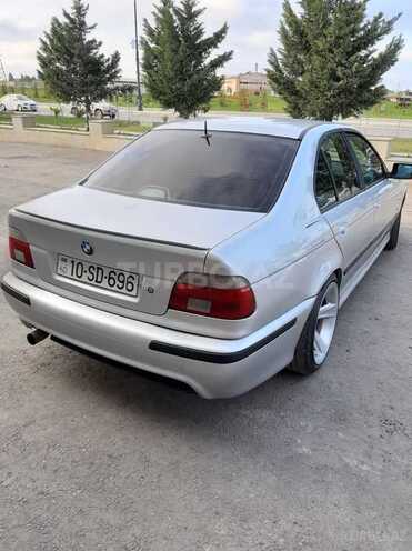 BMW 530 2001, 280,000 km - 3.0 l - Sumqayıt