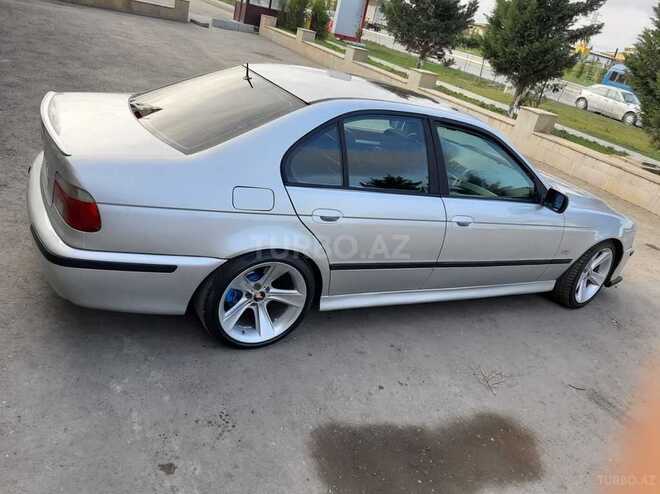 BMW 530 2001, 280,000 km - 3.0 l - Sumqayıt
