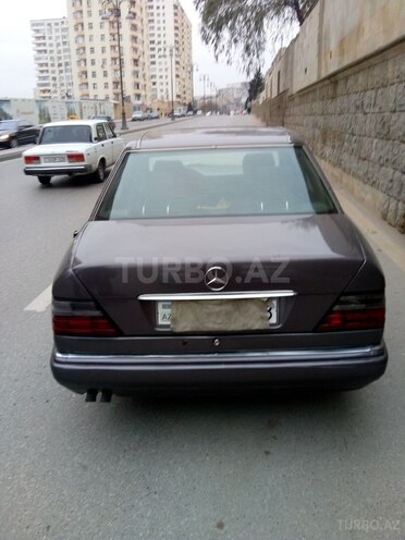 Mercedes 300 D 1994, 355,000 km - 3.0 l - Bakı