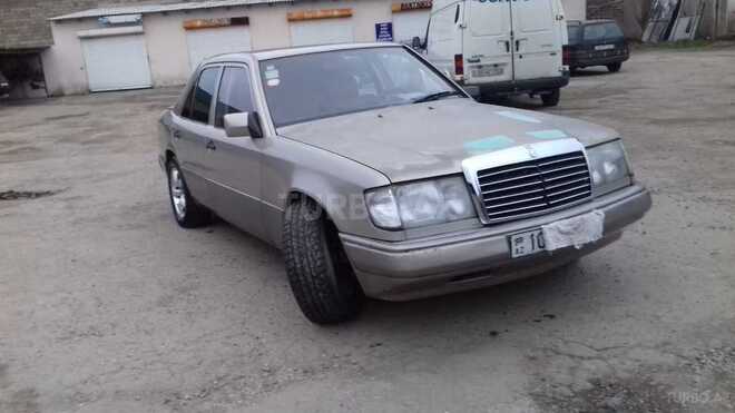 Mercedes E 200 1991, 223,000 km - 2.0 l - Bakı