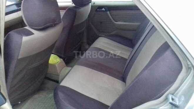 Mercedes E 200 1991, 223,000 km - 2.0 l - Bakı