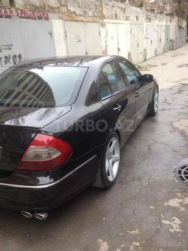 Mercedes E 240 2003, 266,000 km - 2.6 л - Bakı