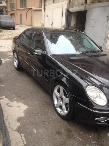 Mercedes E 240 2003, 266,000 km - 2.6 л - Bakı
