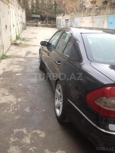 Mercedes E 240 2003, 266,000 km - 2.6 л - Bakı