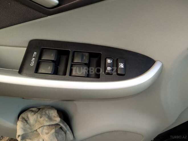 Toyota Prius 2011, 95,000 km - 1.8 l - Bakı