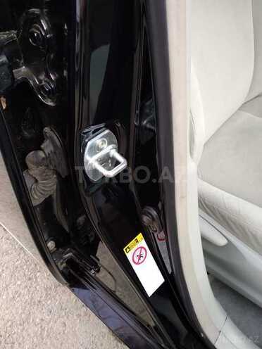 Toyota Prius 2011, 95,000 km - 1.8 l - Bakı