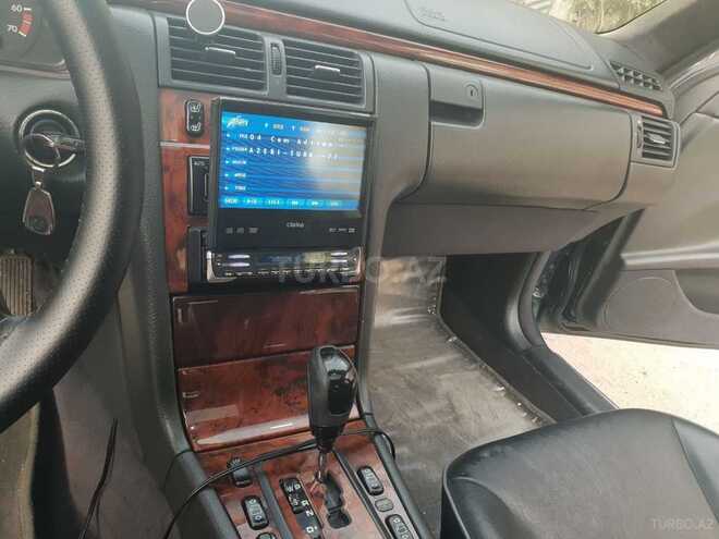 Mercedes E 240 2000, 280,000 km - 2.6 l - Bakı
