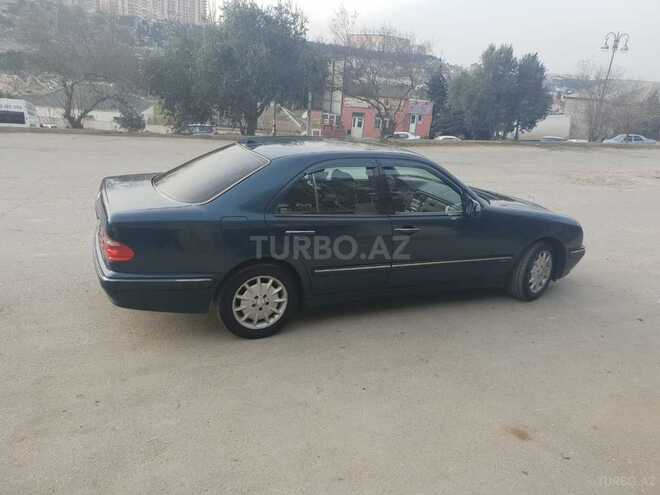 Mercedes E 240 2000, 280,000 km - 2.6 l - Bakı