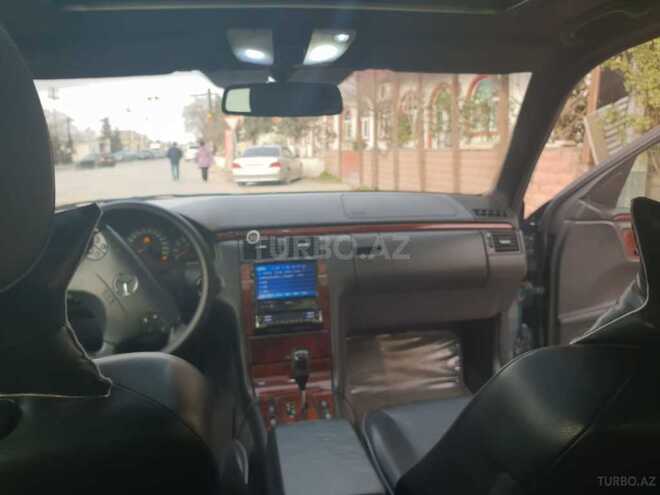 Mercedes E 240 2000, 280,000 km - 2.6 l - Bakı