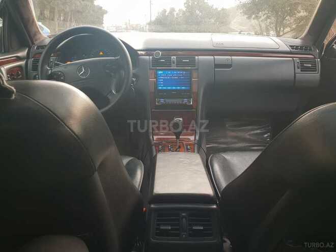 Mercedes E 240 2000, 280,000 km - 2.6 l - Bakı