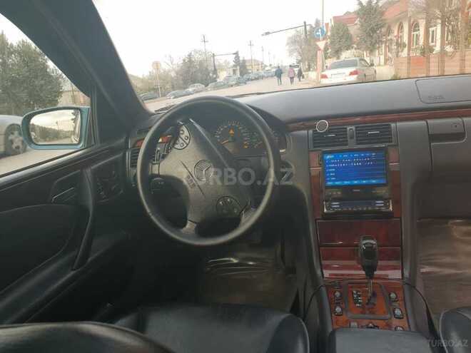 Mercedes E 240 2000, 280,000 km - 2.6 l - Bakı