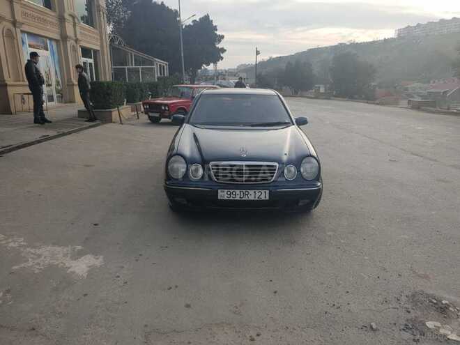 Mercedes E 240 2000, 280,000 km - 2.6 l - Bakı