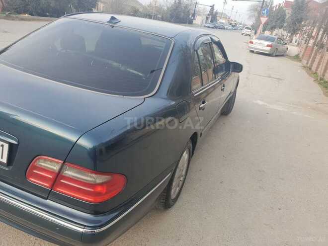 Mercedes E 240 2000, 280,000 km - 2.6 l - Bakı