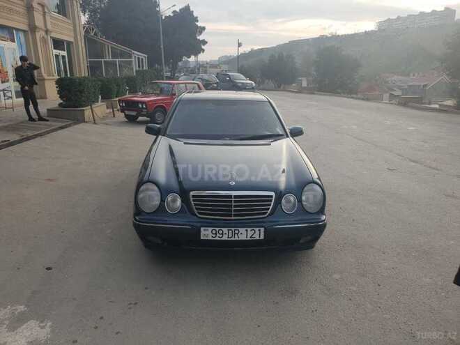 Mercedes E 240 2000, 280,000 km - 2.6 l - Bakı