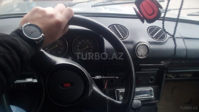 LADA (VAZ) 2106 1993, 38,000 km - 1.6 l - Quba