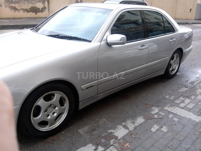 Mercedes E 240 1999, 172,154 km - 2.4 л - Bakı