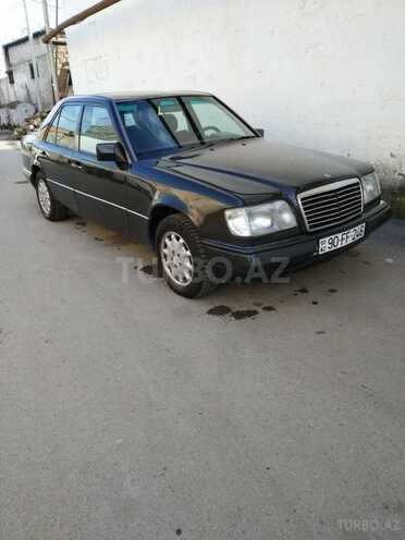 Mercedes E 220 1994, 285,000 km - 2.2 l - Bakı