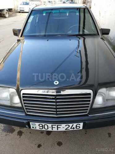 Mercedes E 220 1994, 285,000 km - 2.2 l - Bakı