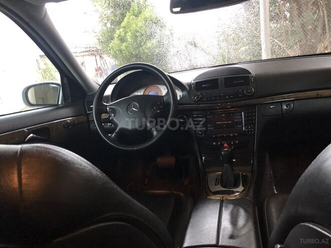Mercedes E 320 2003, 300,000 km - 3.2 l - Bakı