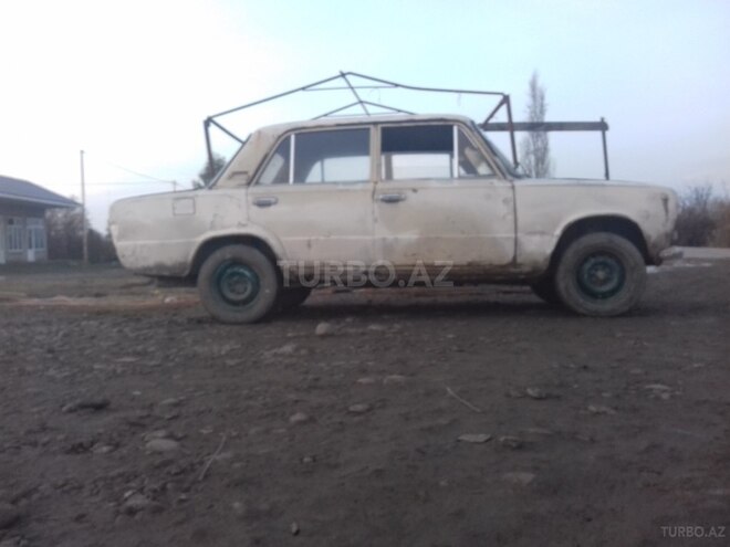 LADA (VAZ) 21011 1985, 250,000 km - 1.3 л - Sabirabad
