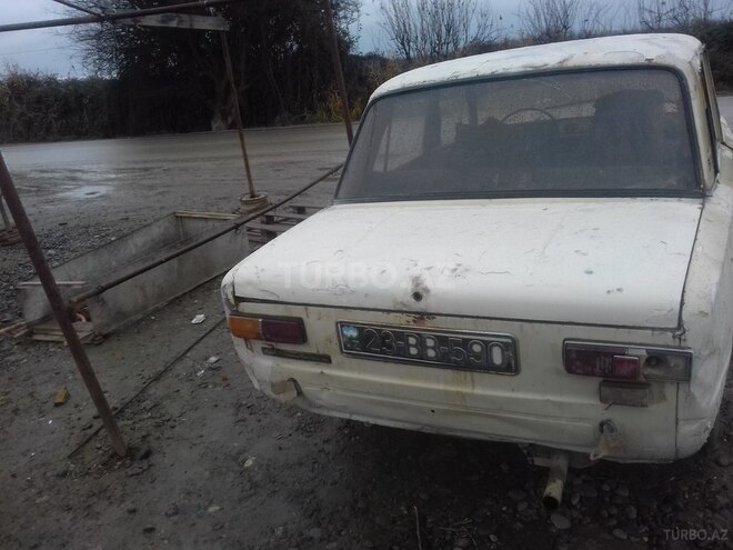 LADA (VAZ) 21011 1985, 800,000 km - 1.3 л - Sabirabad