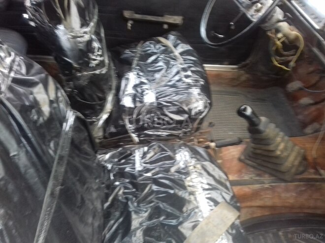 LADA (VAZ) 21011 1985, 800,000 km - 1.3 л - Sabirabad
