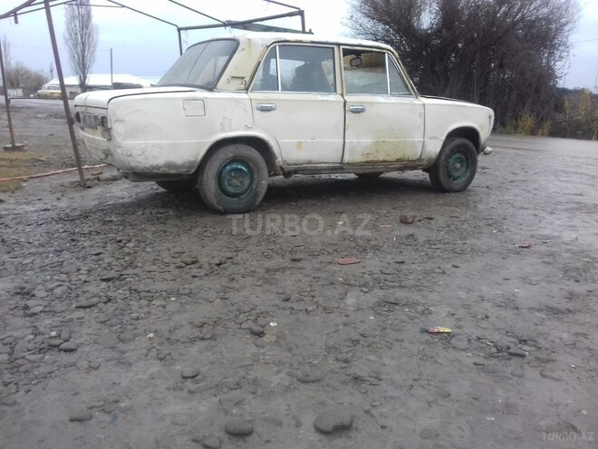 LADA (VAZ) 21011 1985, 800,000 km - 1.3 л - Sabirabad