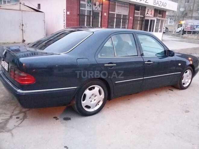 Mercedes E 230 1996, 247,000 km - 2.3 l - Sumqayıt