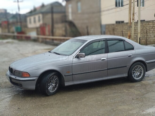 BMW 523 1996, 330,000 km - 2.5 l - Bakı