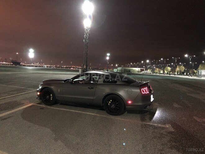 Ford Mustang 2013, 81,000 km - 3.7 l - Bakı