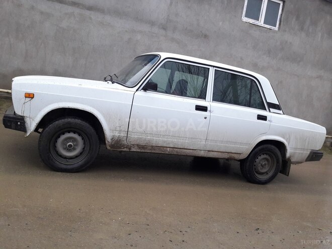LADA (VAZ) 2107 2008, 97,600 km - 1.6 л - Şirvan