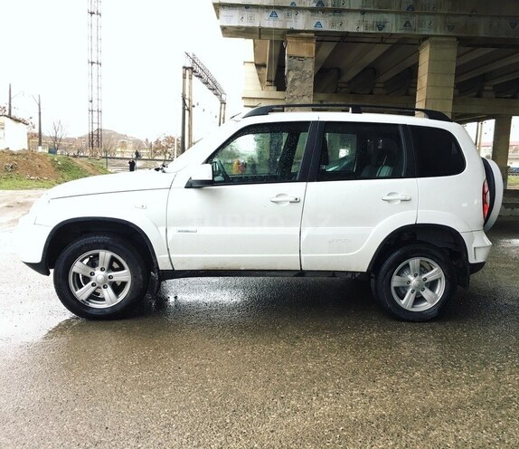 Chevrolet Niva 2014, 98,243 km - 1.7 l - Bakı