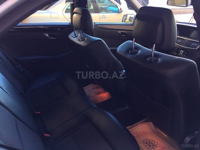 Mercedes E 220 2010, 223,500 km - 2.2 l - Bakı