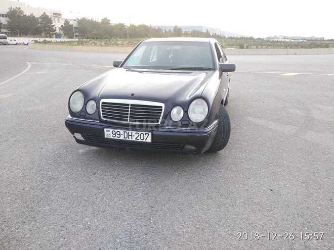 Mercedes E 240 1998, 270,000 km - 2.4 l - Bakı
