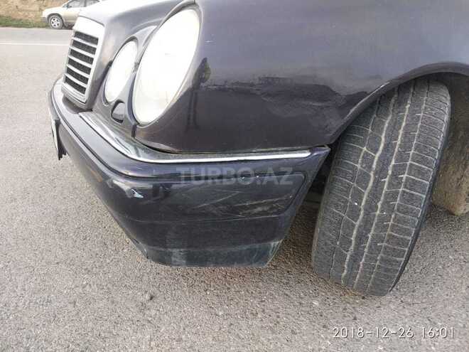 Mercedes E 240 1998, 270,000 km - 2.4 l - Bakı