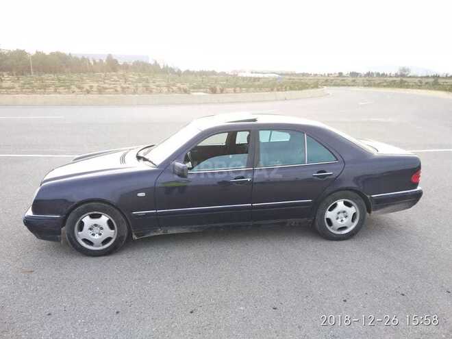 Mercedes E 240 1998, 270,000 km - 2.4 l - Bakı
