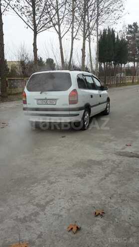 Opel Zafira 2000, 256,000 km - 2.2 l - Ucar