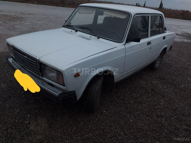 LADA (VAZ) 2107 2000, 196,000 km - 1.6 л - Salyan