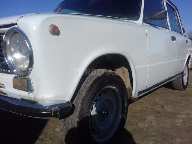 LADA (VAZ) 21011 1979, 240,459 km - 0.2 l - Tovuz