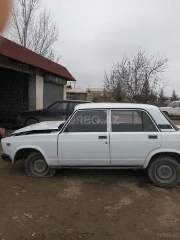 LADA (VAZ) 2107 2005, 200,000 km - 1.6 l - Salyan