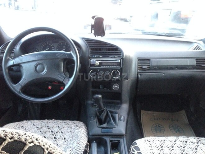 BMW 318 1995, 225,000 km - 1.8 л - Bakı