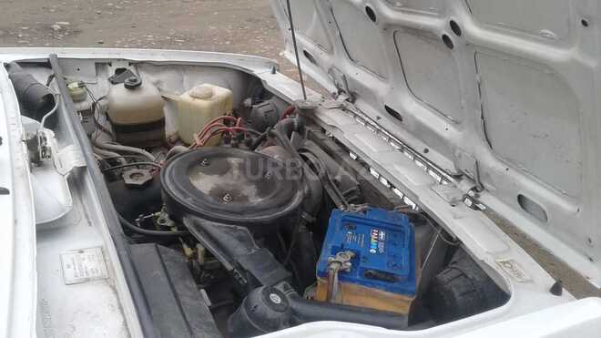 LADA (VAZ) 2107 2005, 38,976 km - 1.5 л - Yevlax