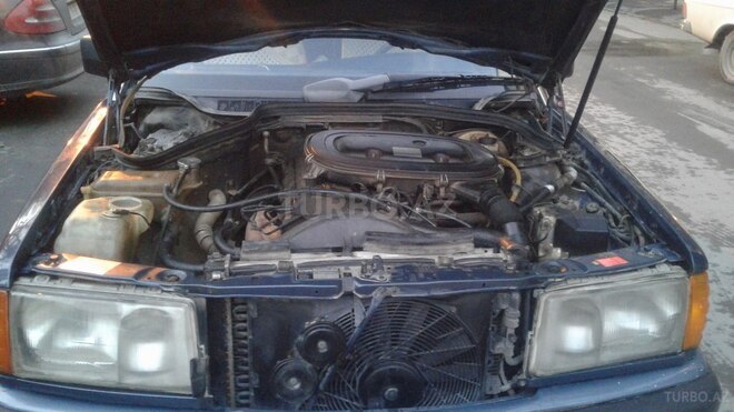 Mercedes 190 1990, 113,568 km - 2.0 l - Bakı