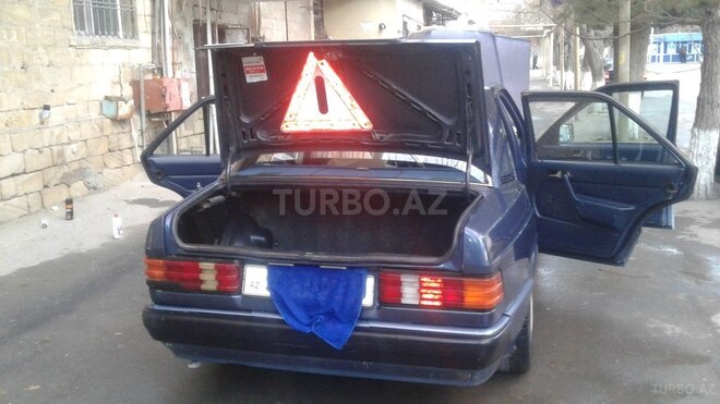 Mercedes 190 1990, 113,568 km - 2.0 l - Bakı