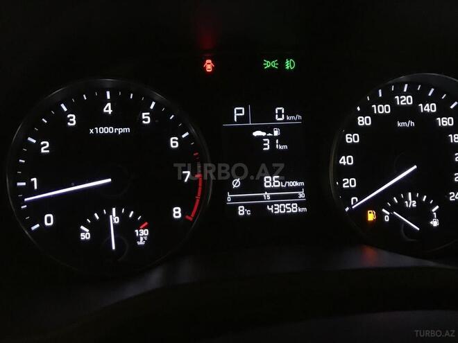 Hyundai Elantra 2016, 37,500 km - 1.8 l - Sumqayıt